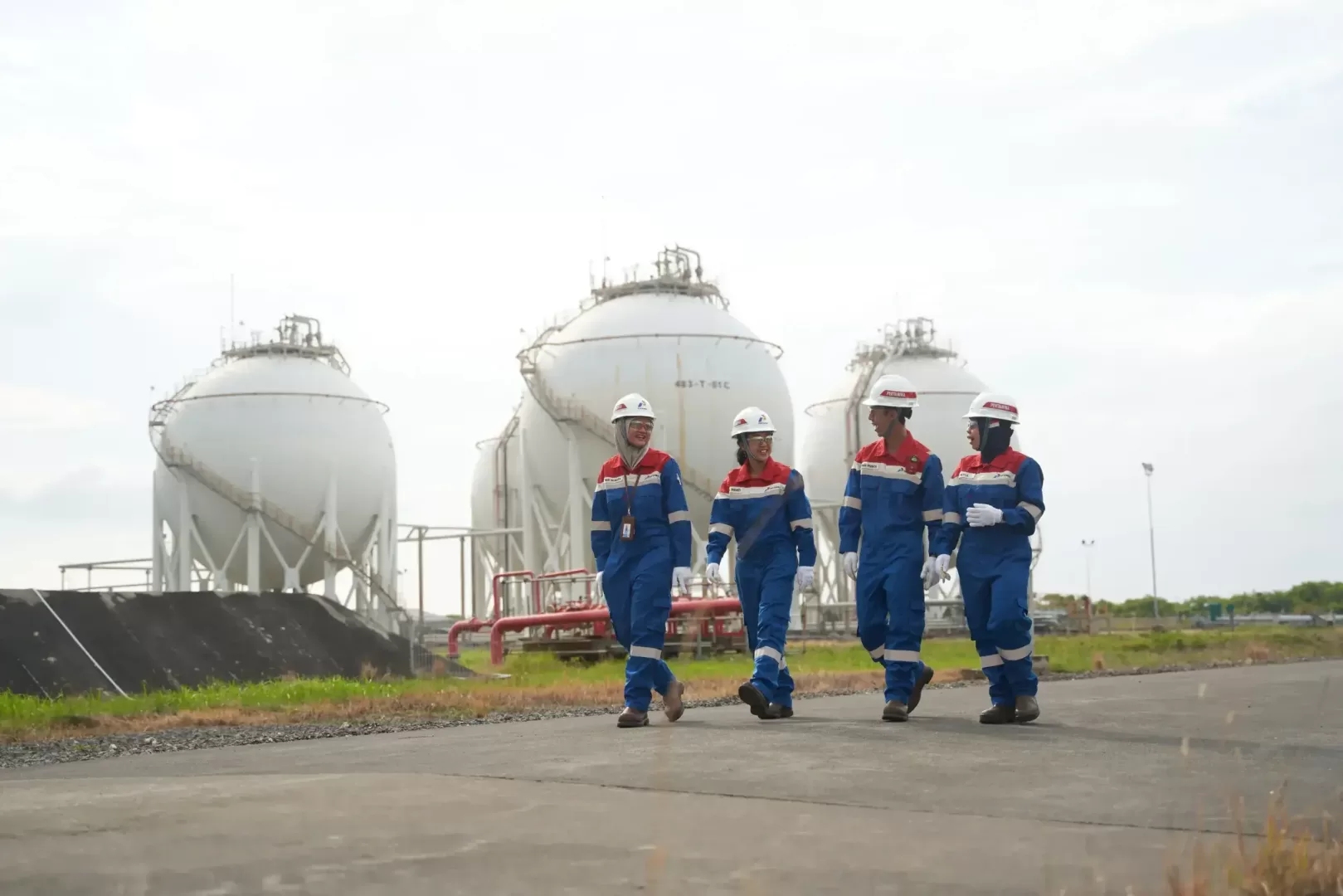 Efisiensi, Produktivitas, dan Keselamatan Operasional di Industri Hulu Migas - PGN Saka Energi